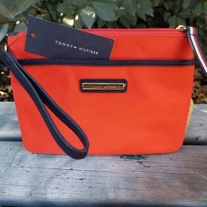 NWT Tommy Hilfiger wrist purse